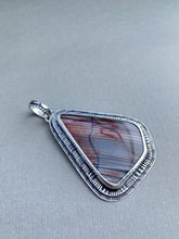 Load image into Gallery viewer, Zebra hichoryite medallion