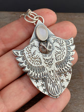 Load image into Gallery viewer, Moonstone owl