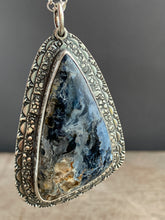 Load image into Gallery viewer, Pietersite pendant