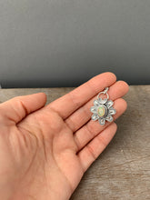 Load image into Gallery viewer, Opal pendant