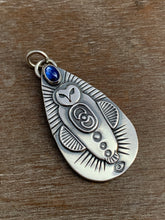 Load image into Gallery viewer, Owl pendant - Kyanite