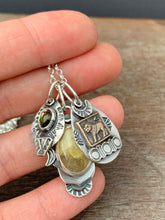 Load image into Gallery viewer, Rutilated quartz tourmaline and lion collection