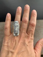 Load image into Gallery viewer, Size 8 owl ring