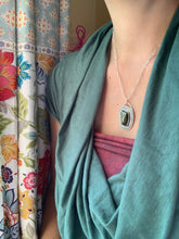 Load image into Gallery viewer, Labradorite pendant