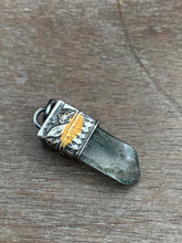 Load image into Gallery viewer, Icy Quartz crystal necklace 3