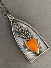 Load image into Gallery viewer, Rosarita sacred heart pendant