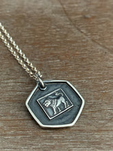Load image into Gallery viewer, Sterling silver lion pendant