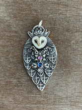 Load image into Gallery viewer, Owl Queen 1