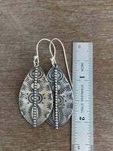 Load image into Gallery viewer, Medium Stamped silver earrings