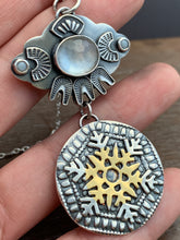 Load image into Gallery viewer, Frosty Abalone Snowflake Pendant