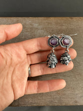 Load image into Gallery viewer, Sapphire and cedar cone earrings