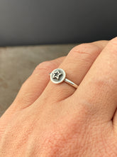 Load image into Gallery viewer, Star ring size 7