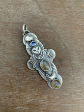 Load image into Gallery viewer, Labradorite Owl Pendant