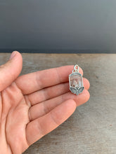 Load image into Gallery viewer, Moth Phantom quartz