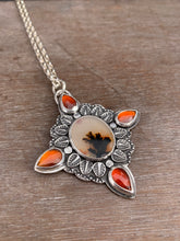 Load image into Gallery viewer, Dendritic agate and hessonite garnet medallion