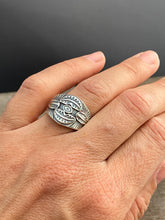 Load image into Gallery viewer, Size 7.5 ring