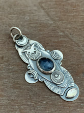 Load image into Gallery viewer, Dendritic Peruvian Opal Owl Pendant