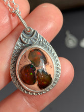 Load image into Gallery viewer, Mexican Opal Pendant