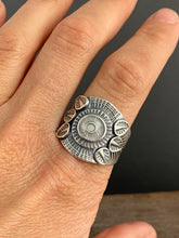 Load image into Gallery viewer, Sun and feather ring size 9