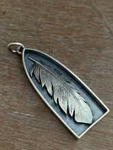 Load image into Gallery viewer, Feather shrine