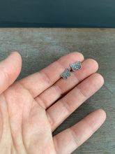 Load image into Gallery viewer, Butterfly stud earrings