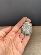 Load image into Gallery viewer, Ocean Jasper medallion
