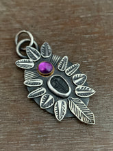 Load image into Gallery viewer, Trilobite and amethyst pendant