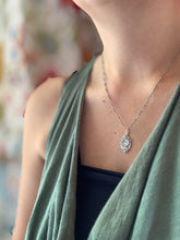 Load image into Gallery viewer, Moon charm necklace