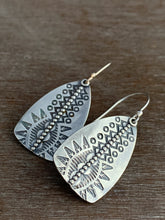 Load image into Gallery viewer, Small Stamped silver earrings