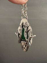 Load image into Gallery viewer, Peanut wood and chrysoprase antler medallion