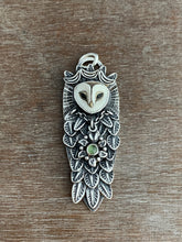 Load image into Gallery viewer, Owl Queen 2
