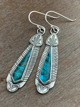 Load image into Gallery viewer, Apatite earrings