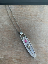 Load image into Gallery viewer, Hummingbird skull and garnet