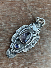 Load image into Gallery viewer, Owl with Grey/Purple Spinel and Iolite