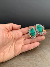 Load image into Gallery viewer, Malachite earrings