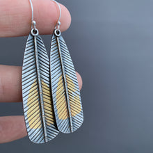 Load image into Gallery viewer, Keum Boo Feather Earrings