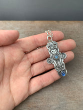Load image into Gallery viewer, Owl pendant #5 - Labradorite and Kyanite