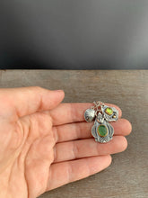 Load image into Gallery viewer, Serpentine and Peridot Charm Collection Set in 22k gold