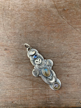 Load image into Gallery viewer, Labradorite Owl Pendant