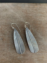 Load image into Gallery viewer, Medium/large Stamped silver feather earrings
