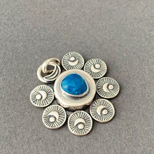 Load image into Gallery viewer, Apatite moon pendant