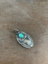 Load image into Gallery viewer, Mountain lion totem