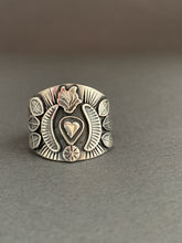 Load image into Gallery viewer, Medium Size 8.5 sacred heart shield ring