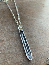 Load image into Gallery viewer, Sting ray barb charm