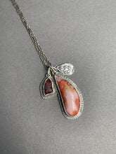 Load image into Gallery viewer, Agate and garnet crystal charm necklace