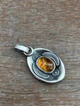 Load image into Gallery viewer, Montana agate double sided dragon egg medallion