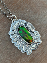 Load image into Gallery viewer, Ammolite dragon scale pendant