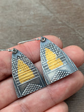 Load image into Gallery viewer, Keum Boo Portal Earrings