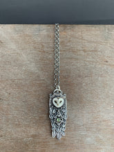 Load image into Gallery viewer, Owl Queen 2