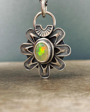 Load image into Gallery viewer, Opal pendant